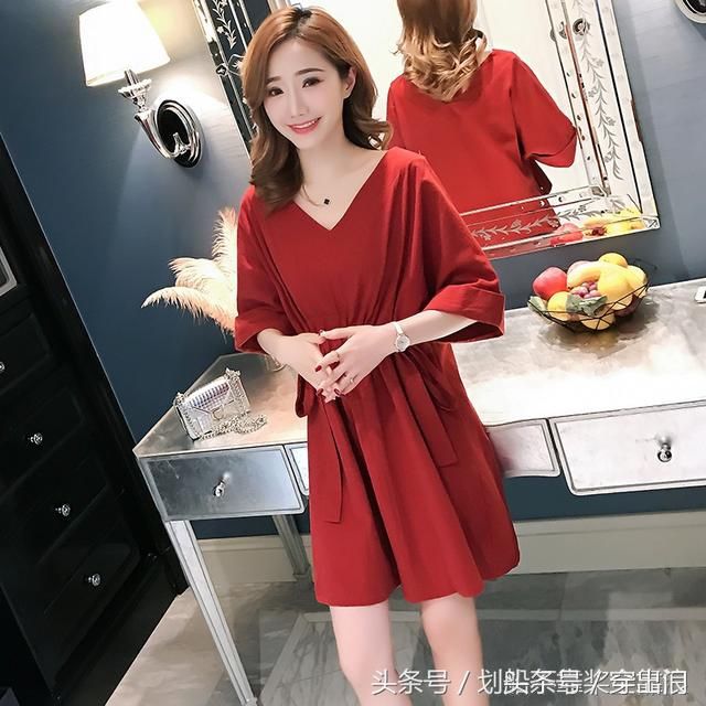 女人“丰满”点才真好看，看看下面的美女，是不是脸红了?