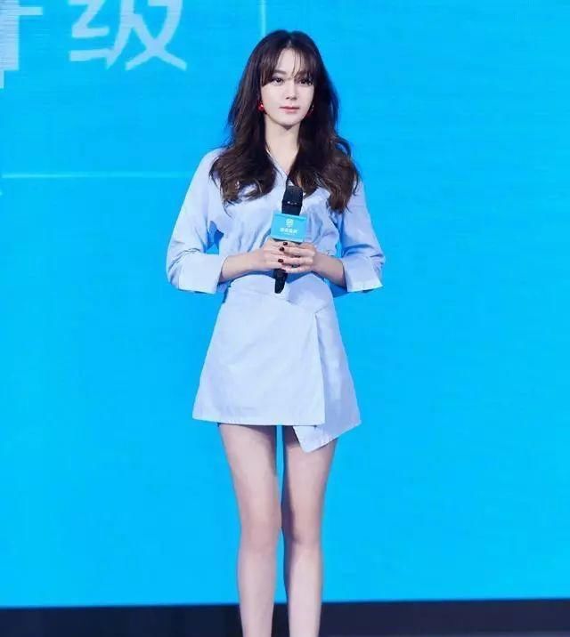  【细吊带】有哪些看起来好看,却很难穿得好看的衣服?