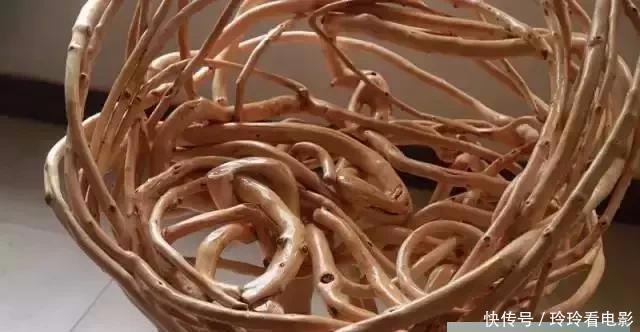  椅子@大爷花10年“种椅子”，一把卖80000！这些文玩在家也能种