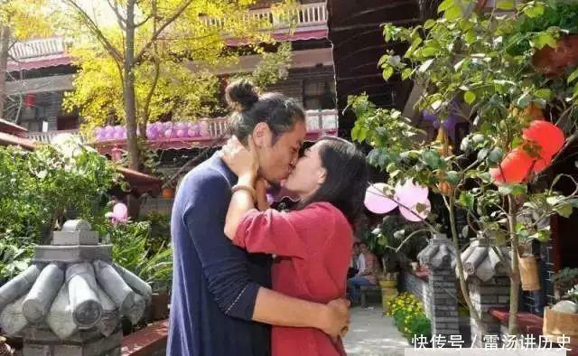 3年前离职写下“世界那么大，我想去看看”的女教师现在怎样了？