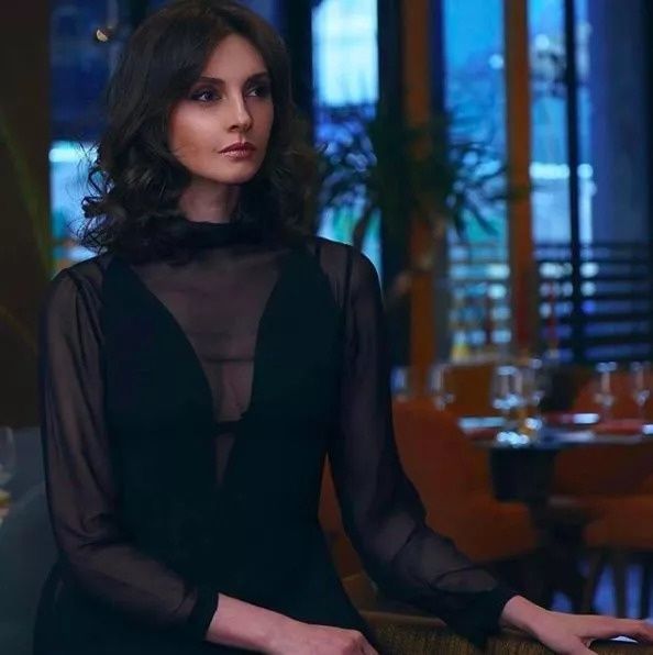 维密2018年选角秀，又炸出一批腿精…这个19岁穿着30元衣服的小姐