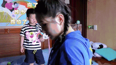 何洁为儿子怒斥媒体：你的良心被狗吃了么！