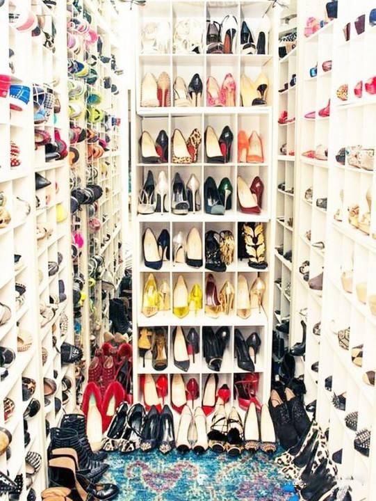 女人，如果你不学会选高跟鞋，那么只能叫你汉子了