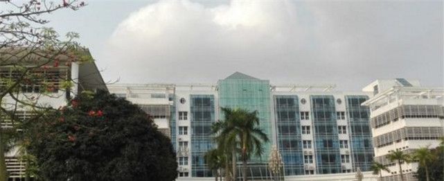 名校校区最“扎堆”的城市，人口只有一百多万，竟是一个地级市