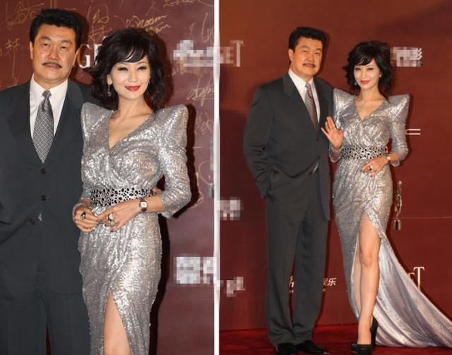 赵雅芝亮相活动，看到她的裙子，真的被闪到眼睛了！