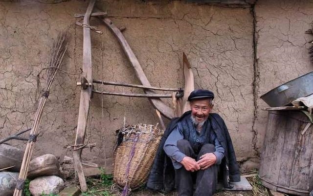 明年年底，农村又一现象将彻底''消失''，农民的好日子要来