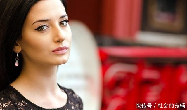 幸福的女人具备这4个特点,婚姻中的你也可以幸