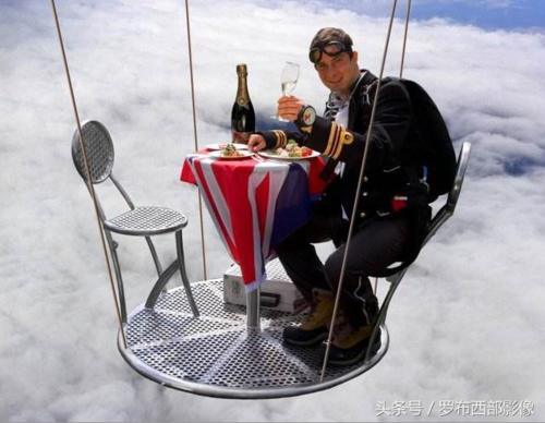 直击“食物链顶端的男人”贝尔最罕见的照片,曾破世界纪录