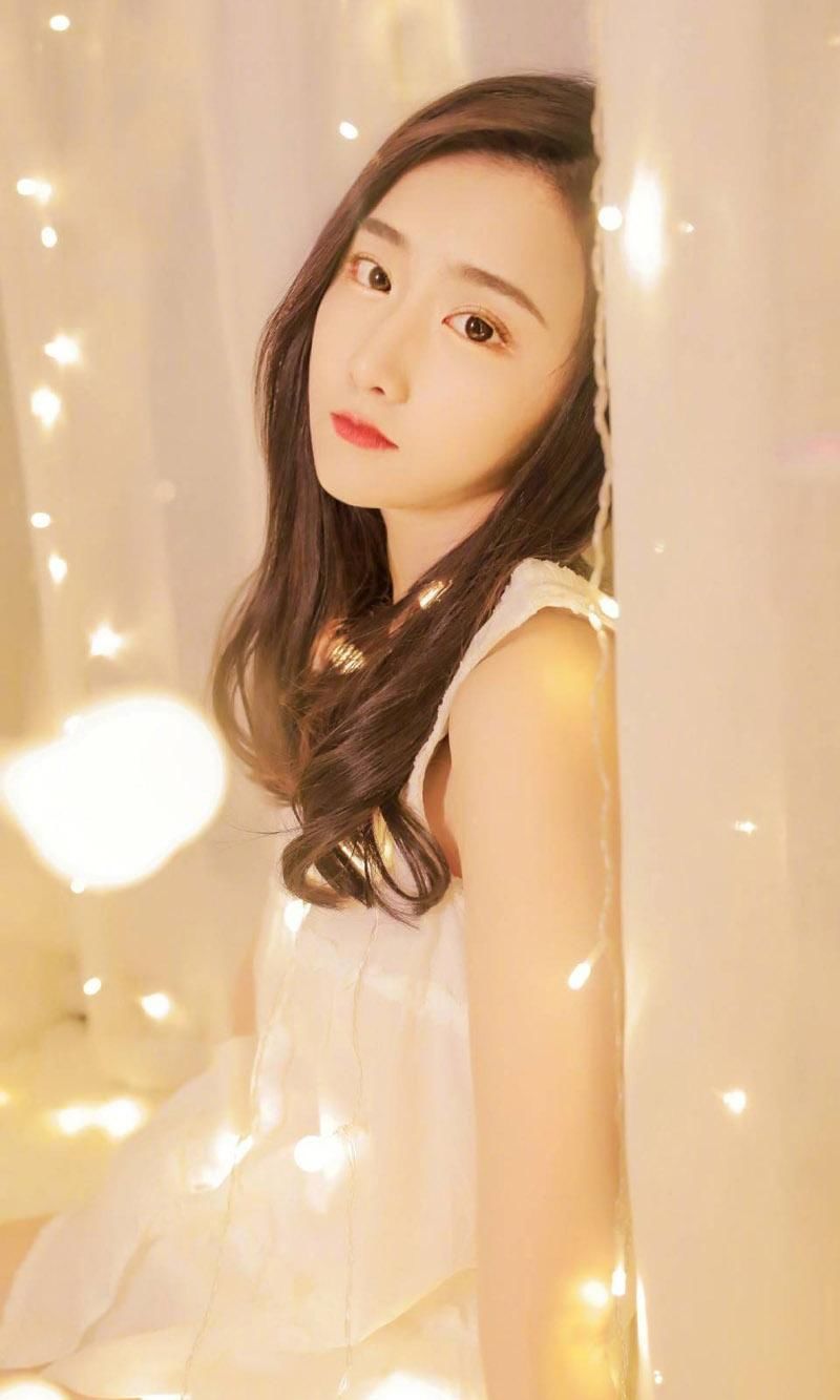 长腿美女性感撩人私房写真图片