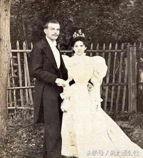 真正的珠宝世家：奢侈不等于高贵，世家本色是庄重