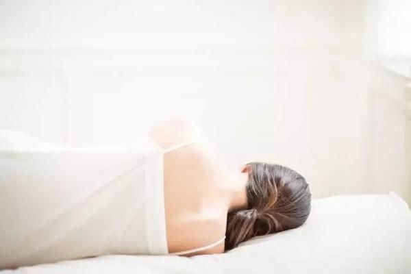 关于大姨妈的谣言，别再傻了!