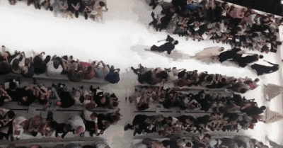 迪奥究竟有什么魔法让景甜如此着迷?