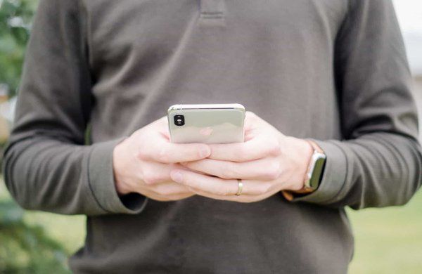 iPhone XS Max使用体验，买的时候肾疼觉得亏了，用过了之后觉得脸疼被苹果打了