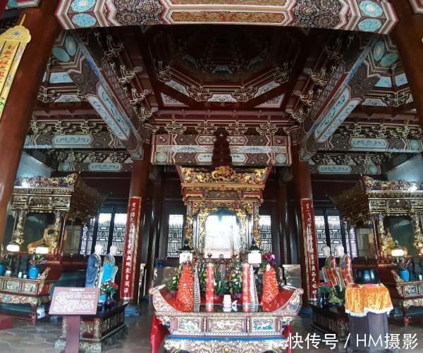 中国佛教禅宗创始人,圆寂后真身依旧完整,现仍供奉在禅宗发源地