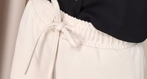 成都小姐姐秋日真会打扮，“小香风”套装走红，超适合微胖小个子