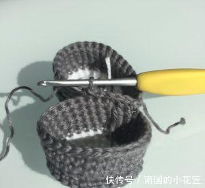 #手工#可爱呆萌不费线的小熊玩偶,DIY手工毛线钩针编织附教程