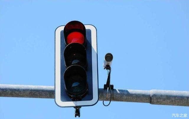  取消|秒读的红绿灯很方便，为什么很多城市却取消了？原因很简单