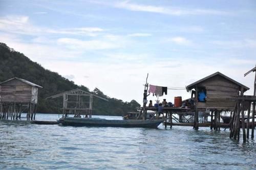 巴瑶族为什么不能上岸，上岸后会发生什么事？看完你就明白了