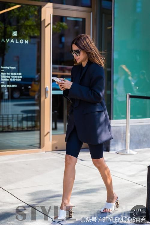 没想到多年后，戴安娜王妃是如今的带货女王！