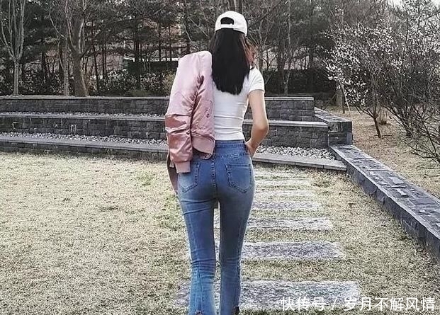  『舒适』穿搭靓丽的牛仔裤美女，展现高雅淑女范！