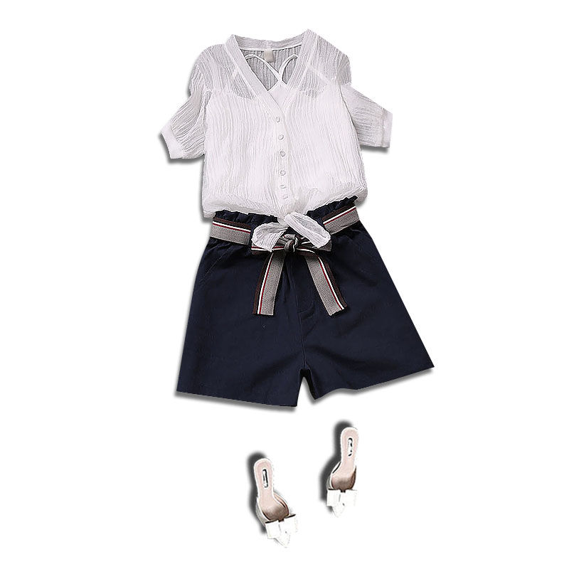 难怪有钱人都喜欢穿欧货套装，上身是在太美了，而且还不贵