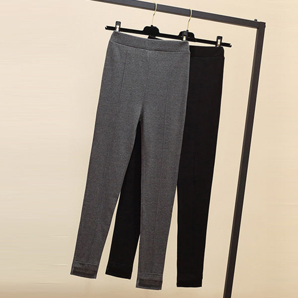 把裙子全扔了吧，打底裤这么搭配，惊艳的不得了