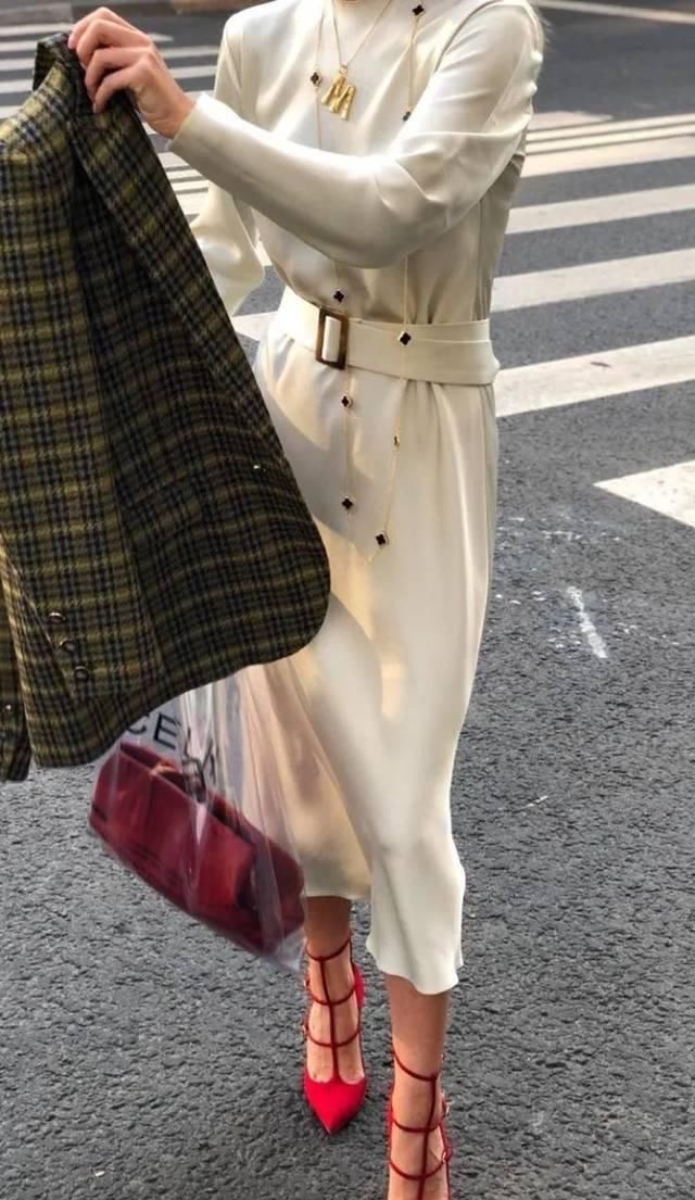  『美爆』穿“丝绸衬衣”的你，美爆2020年初春！