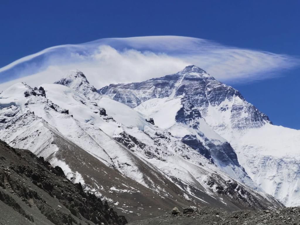  「绝美」云聚珠峰，多张绝美图片来袭！