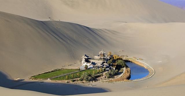 如果把沙子移开，沙漠下面会是什么样子？答案让你觉得意外