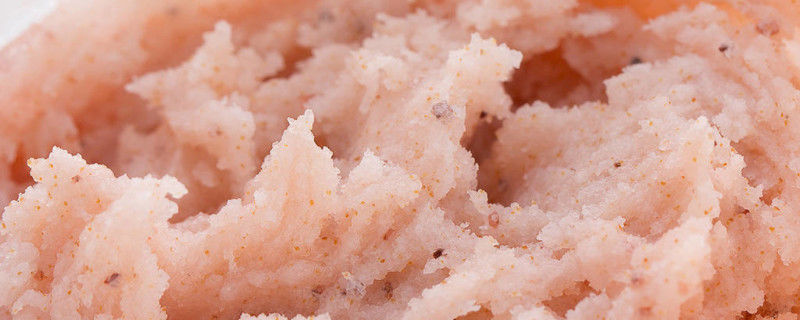  肌肤：面部磨砂膏的使用方法是什么