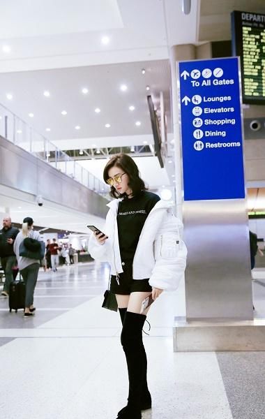 没景甜的大长腿不要穿长筒靴，不然像邓紫棋一样肉都勒出来很尴尬