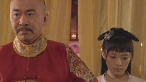 『要光』甄嬛传：甄嬛首次侍寝为何要光着脚？原因让人感慨