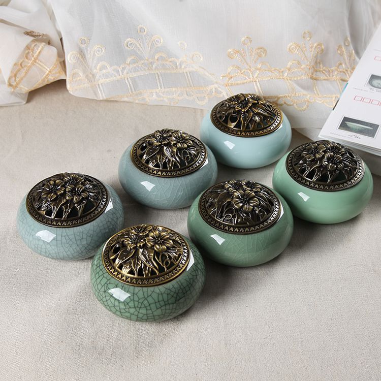 老公说:少抽两盒中华烟，也要买下这黄铜小物，看上去帅的不得了