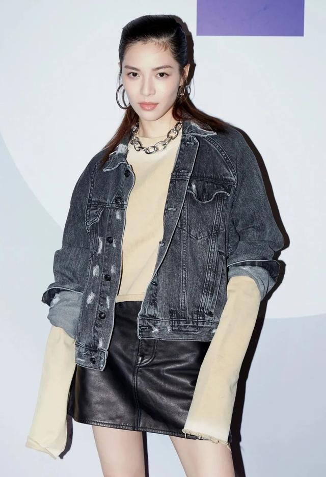  [针织]这3件上衣+2件下装=春季必备的时髦搭配