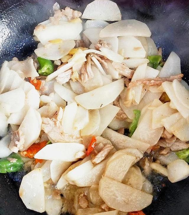 「很美」它是“天然维生素C”,隔三差五吃,美白嫩肤抗衰老,素颜也很美
