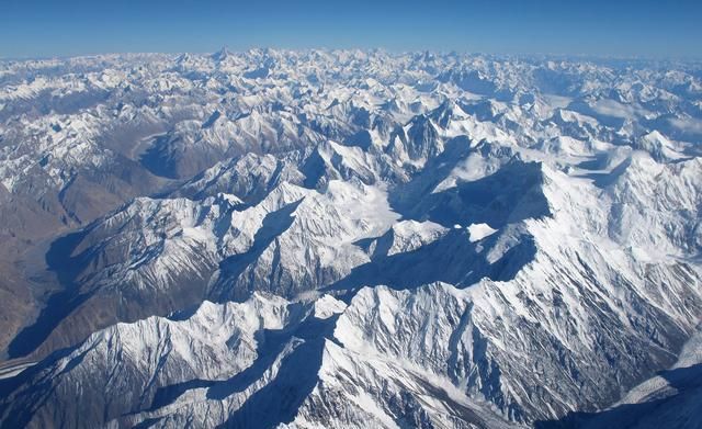 航拍西藏！高空镜头下的西藏震撼风光