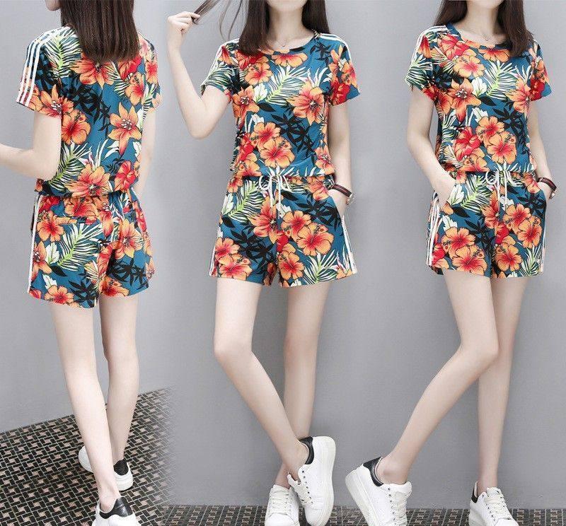 夏季还是短裤套装最受欢迎,穿着凉爽舒适又有型,轻便洋气显年轻