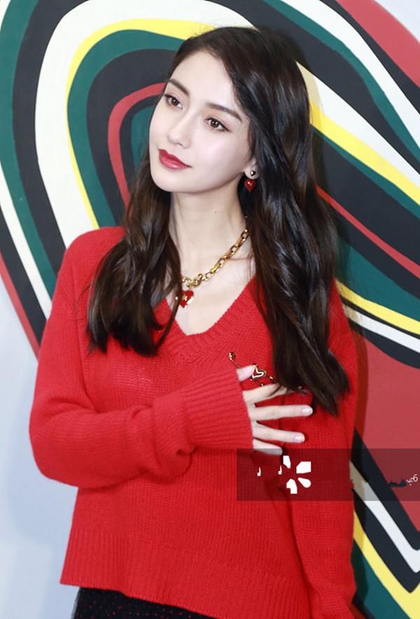 baby这次的未修图也太美了吧！网友：主要是妆容加分了