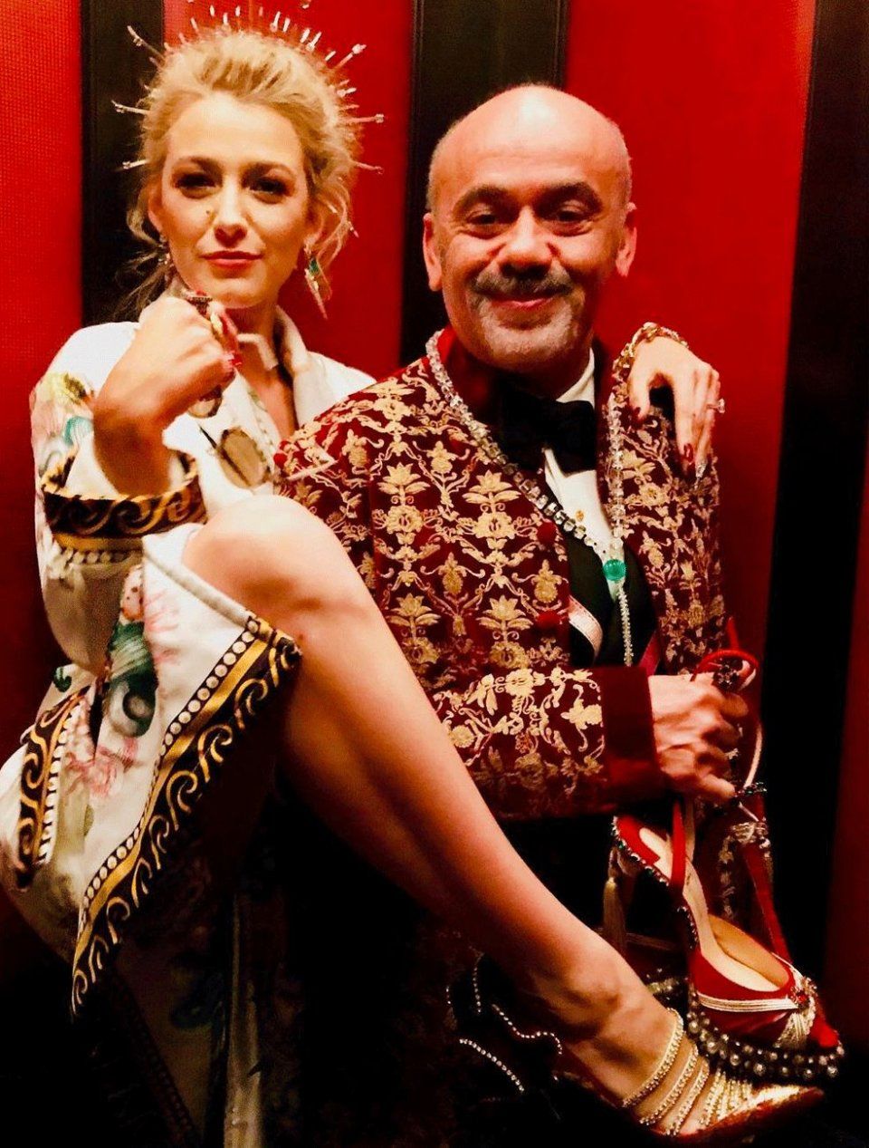 多厉害?丨Queen S说她睡觉也想枕着这双鞋子