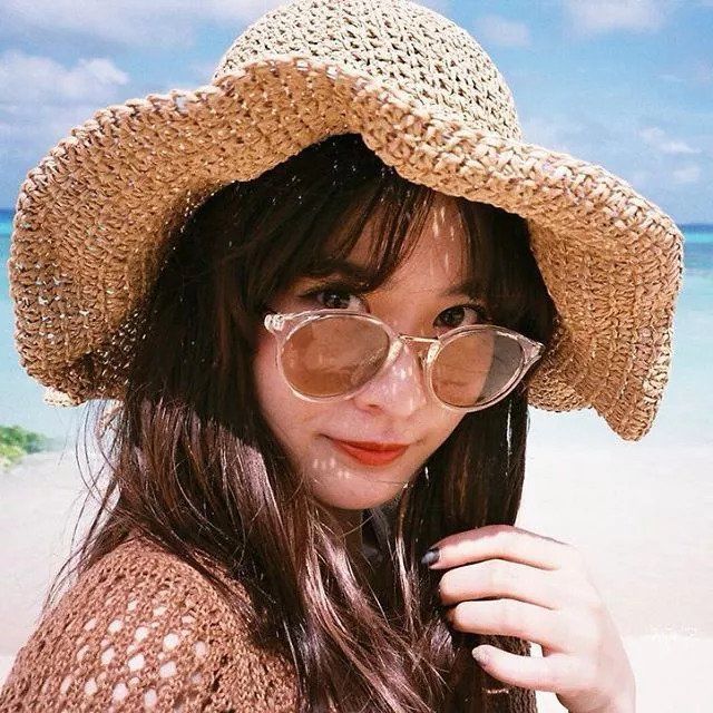 年仅21岁身高167的横田成当红的杂志麻豆,坐拥日圈26万粉丝,超