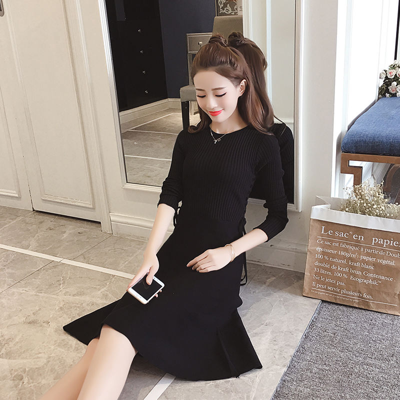 小姐姐，你真会打扮!穿这样的洋气秋装，可爱时尚完全藏不住