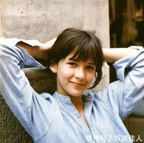  『女性』皮肤暗沉有斑点，试一试内调！这两样东西多吃点，不化妆也气色好