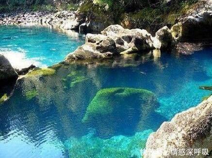 世界上最清澈的湖泊，100多米深一眼能看到底，船只像悬在空中