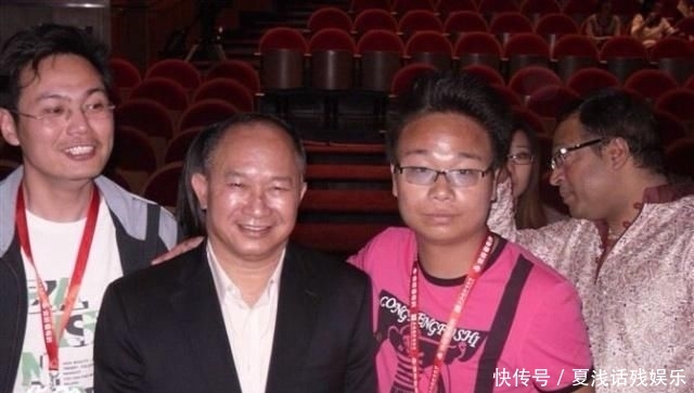  「周星驰」18岁的他放弃大学，只身到横店做群演，如今身价不菲让人羡慕