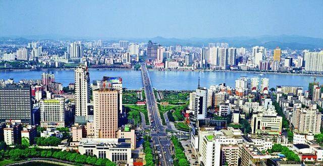  唯一@中国唯一带“洲”的地级市，从镇到市只用二十年，占尽地利之势！