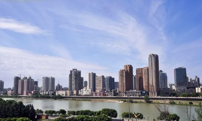 四川第二大城市 实力仅次于成都 被誉“中国科技城” 却仅为三线