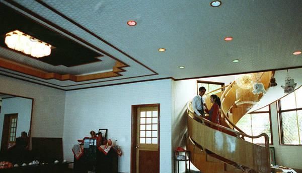  「李文义」上世纪八十年代全国各地小康之家，原来那时他们生活