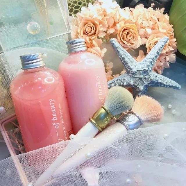 秋天夏天用它洗一次头，清爽好几天，懒得洗头也能干净出门