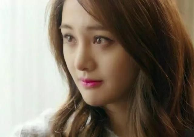 胡彦斌发文回应深夜和郑爽见面一事:我会把微信电话通通删除