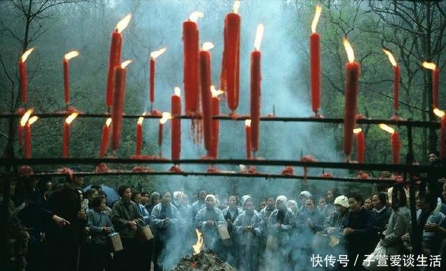 高清老照片80年代初的中国，有些场景已消失有些场景让人难忘